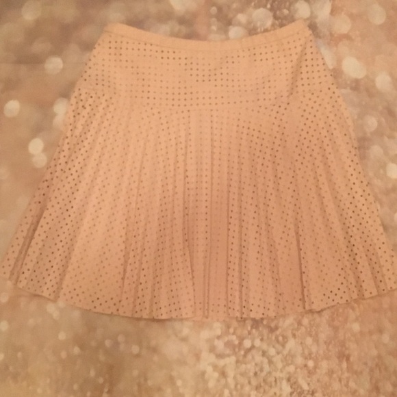 J Crew Laser Cut Diamond Blush Pleated Skirt Sz 2 - Picture 3 of 8